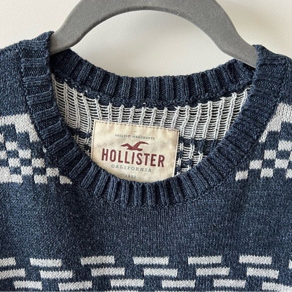 Hollister Mens Navy Blue Sweater Long Sleeves Knit Crew Neck - Picture 4 of 9